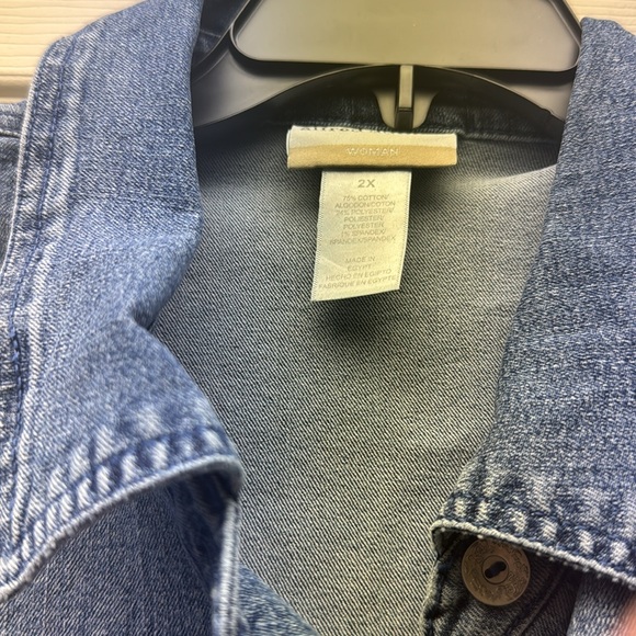 NWT Denim Jacket - Picture 3 of 4